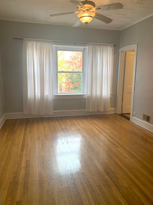 2-3013 N Hamlin Ave, Chicago, IL, 60618-7319 | Card Image