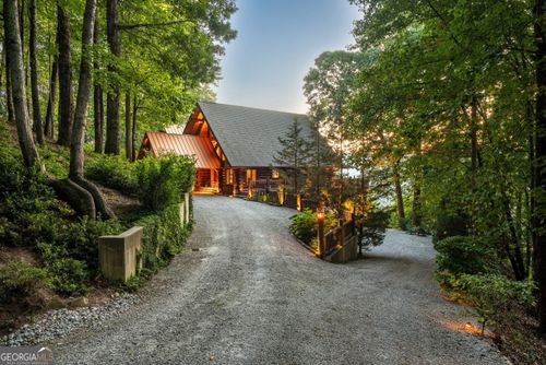 1410 Rainwater Trl, Tiger, GA, 30576-1579 | Card Image