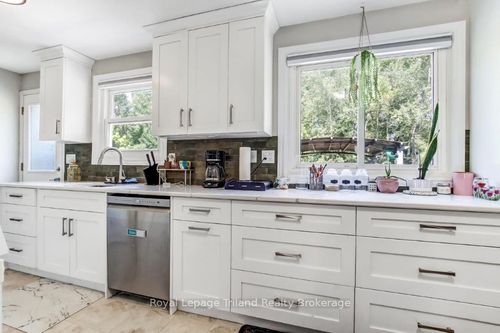 144 Keats Dr, Woodstock, ON, N4S8B8 | Card Image