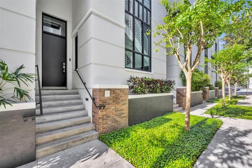 17a-356 S Osceola Avenue, ORLANDO, FL, 32801 | Card Image