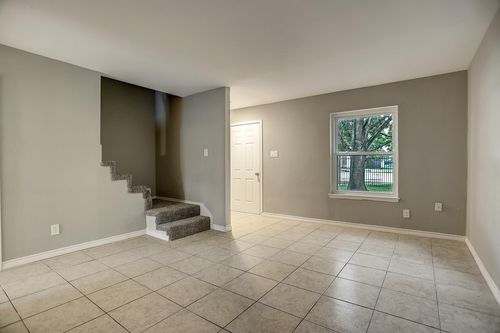 2-10004 Westview Dr, Houston, TX, 77055-6054 | Card Image