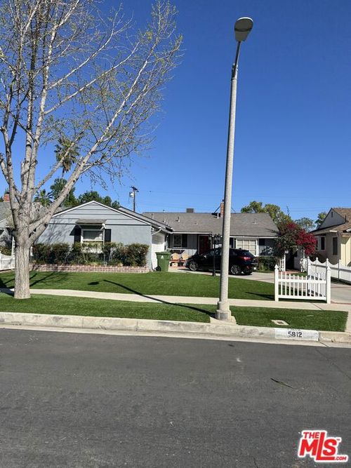 5812 Alcove Ave, Valley Village, CA, 91607-1002 | Card Image