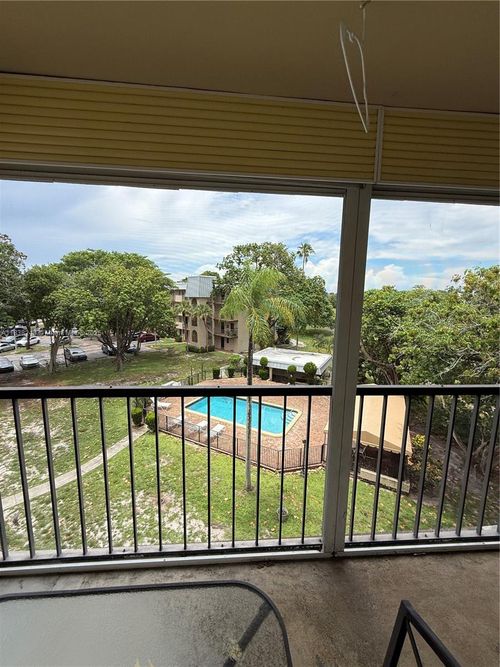 408-5961 N Falls Cir Dr, Lauderhill, FL, 33319 | Card Image