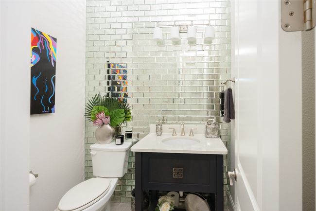 2nd floor powder bath | Image 14