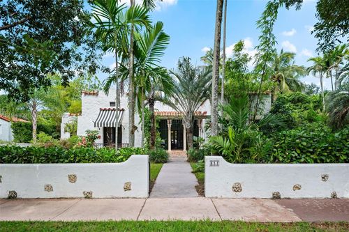811 Navarre Ave, Coral Gables, FL, 33134-3641 | Card Image
