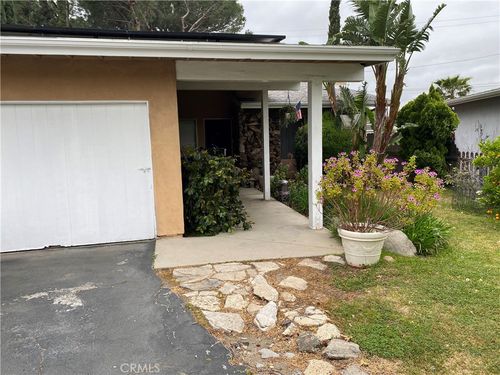 10831 Wescott Ave, Sunland, CA, 91040-2337 | Card Image