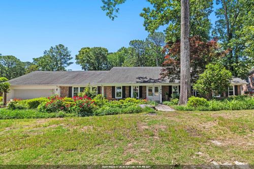 1938 Hickory Hills Rd, Florence, AL, 35630-2627 | Card Image