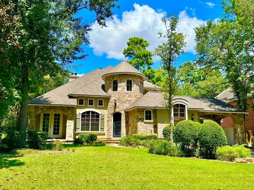 107 E Mirror Ridge Cir, The Woodlands, TX, 77382-2514 | Card Image
