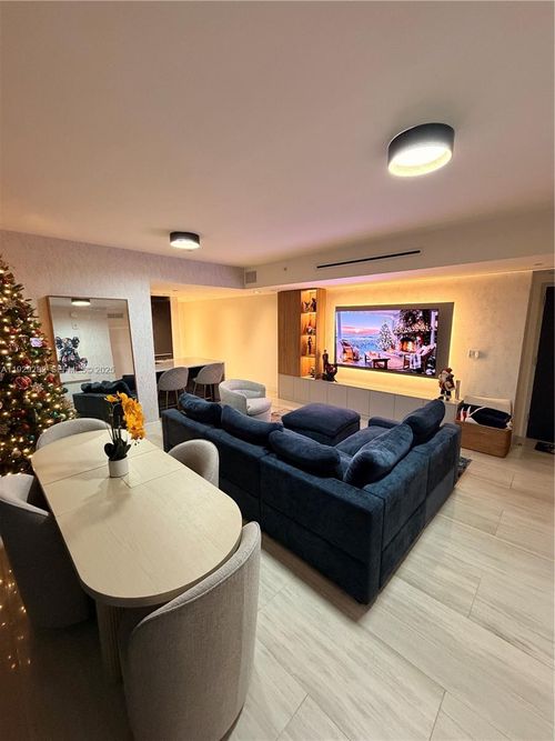 unit-1105-1451 Brickell Ave, Miami, FL, 33131-3805 | Card Image