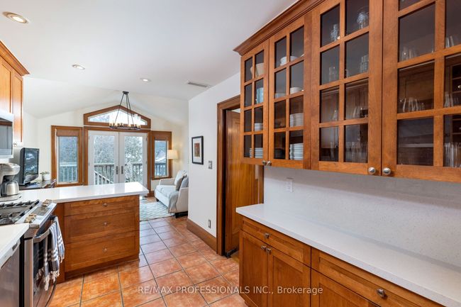 27 Larkin Ave, House other with 4 bedrooms, 2 bathrooms and null parking in Toronto ON | Image 12