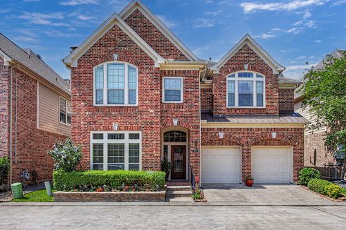 1015 Vaulted Oak St, Houston, TX, 77008-1297 | Card Image
