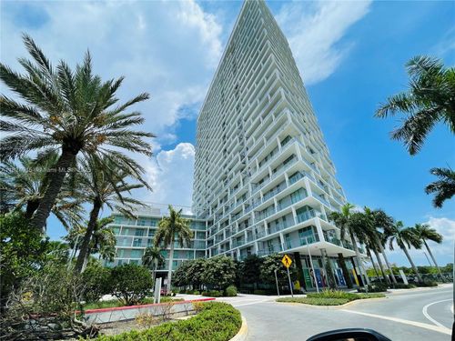 apt-605-2000 Metropica Way, Sunrise, FL, 33323-3218 | Card Image