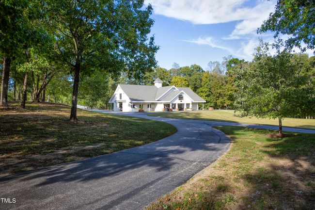 Guest Barn | Image 29