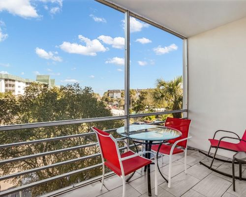 305-4770 Nw 21st St, Lauderhill, FL, 33313-3564 | Card Image