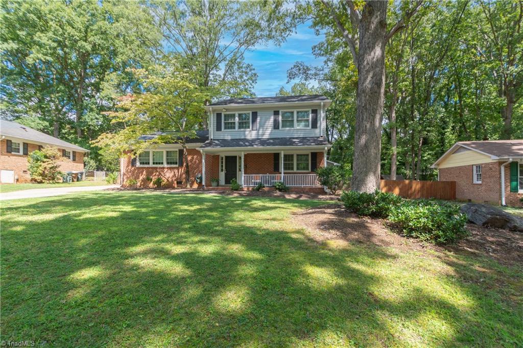 Stratford Dr, Greensboro, NC 27408