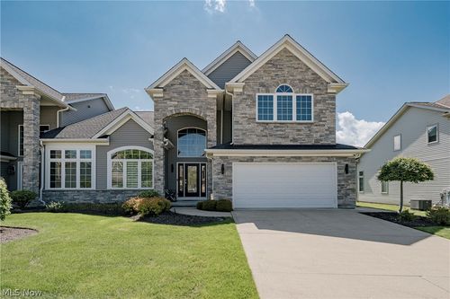 455 Dornoch Ln, Highland Heights, OH, 44143-3683 | Card Image