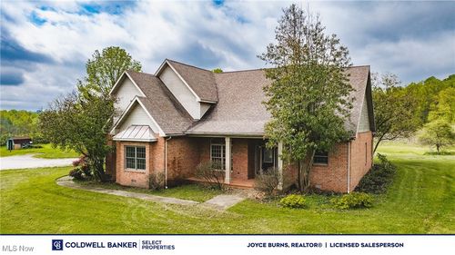 1003 Duncan Ln, Parkersburg, WV, 26104-9796 | Card Image