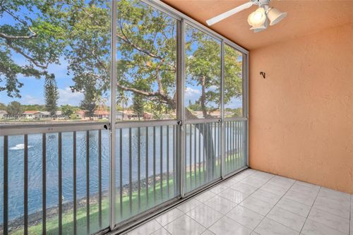 b205-9587 Weldon Cir, Tamarac, FL, 33321-0942 | Card Image