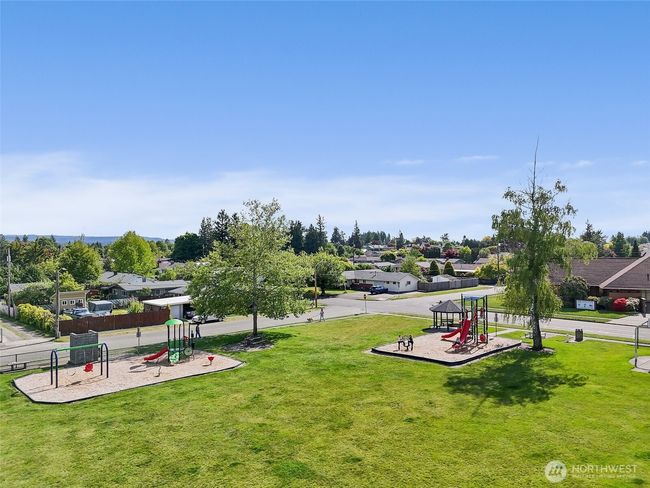 1165 Harding St, House other with 3 bedrooms, 2 bathrooms and 1 parking in Enumclaw WA | Image 32