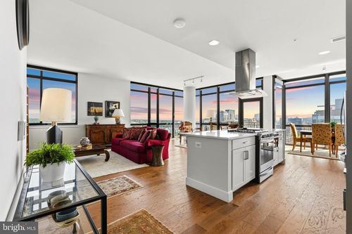 1105-2000 Clarendon Blvd, ARLINGTON, VA, 22201-2970 | Card Image