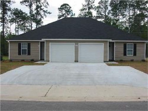 2-217 Gard St, Valdosta, GA, 31602-7011 | Card Image