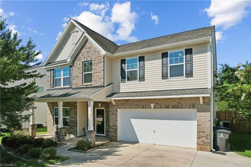 4442 Wedge Dr, Pfafftown, NC, 27040-9834 | Card Image