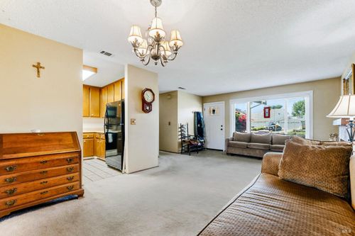 140 Bluebell Pl, Vallejo, CA, 94591-8042 | Card Image