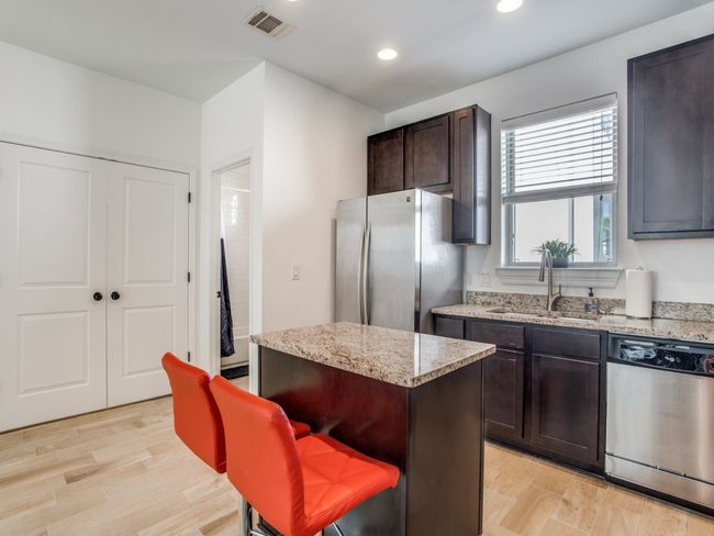 12 - 501 W 30 Th St, Townhouse with 3 bedrooms, 3 bathrooms and 24 parking in Austin TX | Image 26