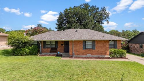 725 Branch Dr, Garland, TX, 75041-4475 | Card Image