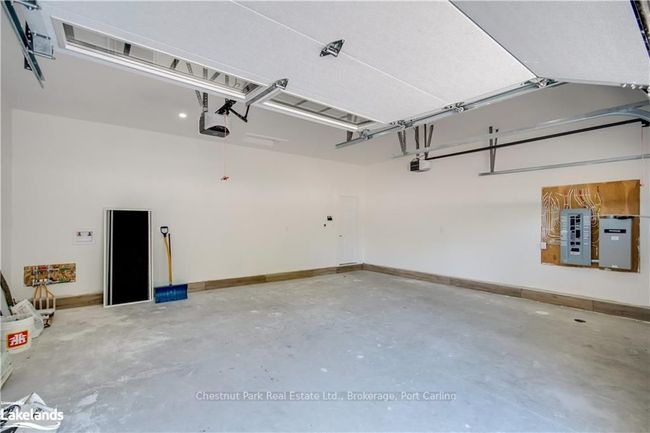 11 Lang Crt, House other with 3 bedrooms, 2 bathrooms and 2 parking in Sundridge ON | Image 45
