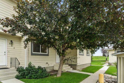 602-600 Allen Street Se, Airdrie, AB, T4B1J9 | Card Image