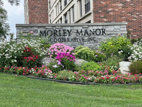 apt-104-21800 Morley Ave, Dearborn, MI, 48124-2341 | Card Image