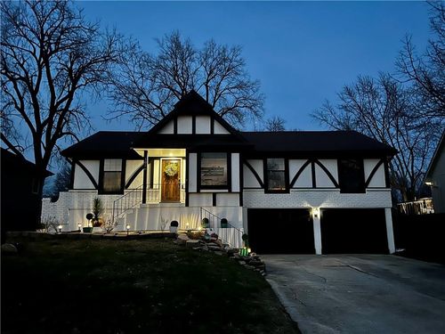 1016 Se 6th St, Lee's Summit, MO, 64063-4416 | Card Image