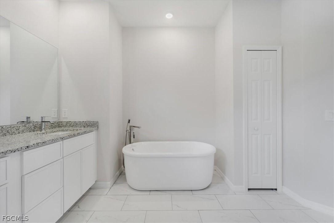 Residential in Lehigh Acres 5
