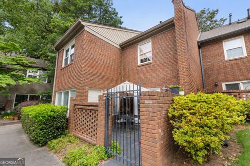 5201 Glenridge Dr, Sandy Springs, GA, 30342-1330 | Card Image