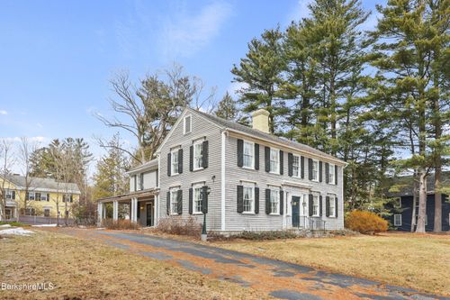 514 South St, Pittsfield, MA, 01201-8216 | Card Image