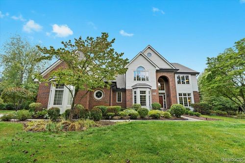 48075 Andover Dr, Novi, MI, 48374-3469 | Card Image