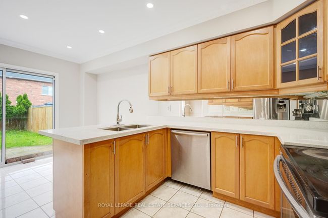 9 Oxtail Lane, House other with 5 bedrooms, 5 bathrooms and 4 parking in Brampton ON | Image 49