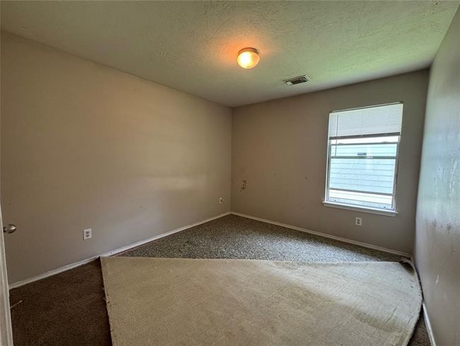 5427 Cilantro Ln, House other with 3 bedrooms, 2 bathrooms and 2 parking in Baytown TX | Image 6
