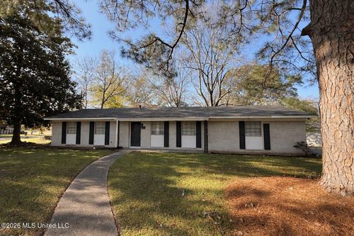 1740 Smallwood St, Jackson, MS, 39212-2663 | Card Image