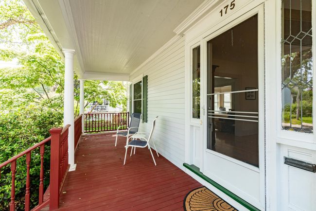 175 Middle Rd, House other with 4 bedrooms, 3 bathrooms and null parking in Portsmouth NH | Image 48