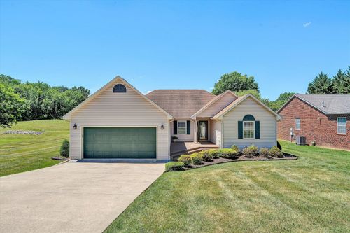 3516 Pinnacle Ridge Rd Ne, Roanoke, VA, 24012-6562 | Card Image