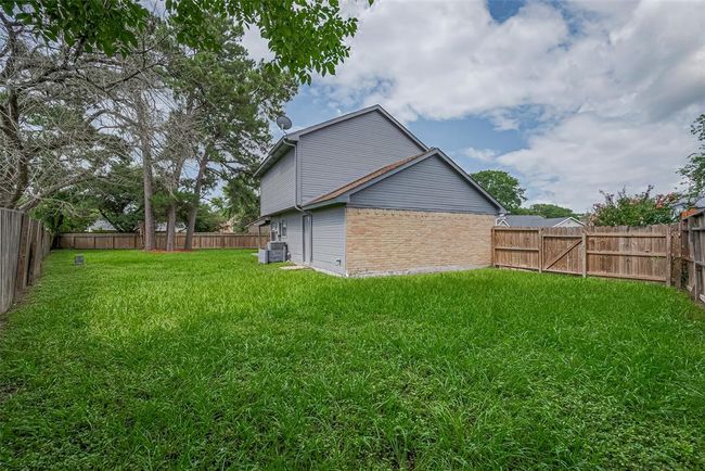 19906 Rising Star Dr, House other with 3 bedrooms, 2 bathrooms and 2 parking in Humble TX | Image 39