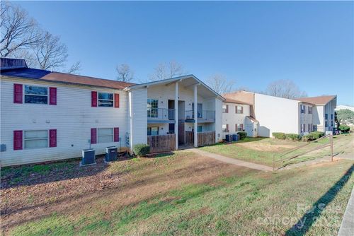 apt-137-7992 Shady Oak Trl, Charlotte, NC, 28210-9461 | Card Image