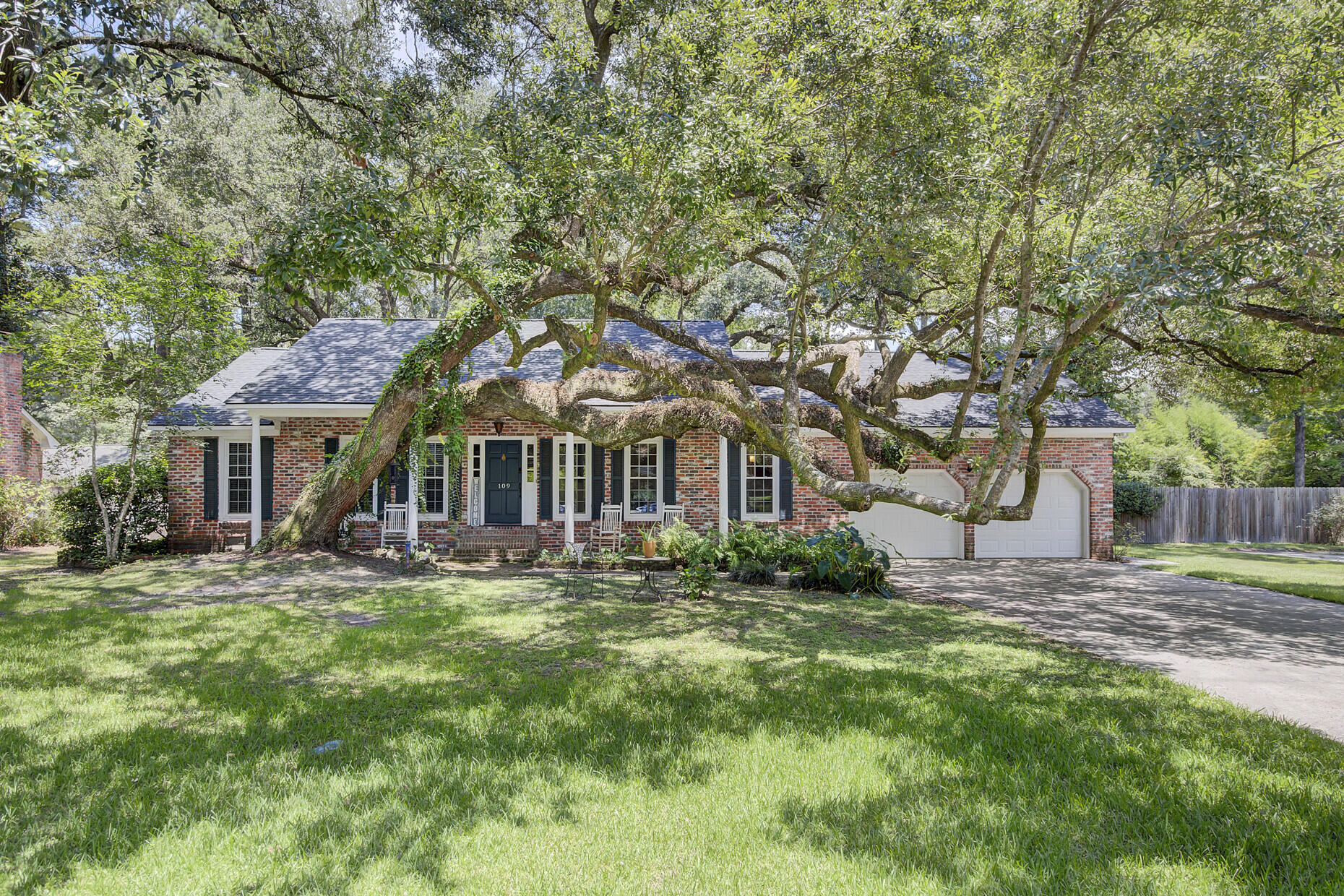 Mayfield St, Summerville, SC 29485