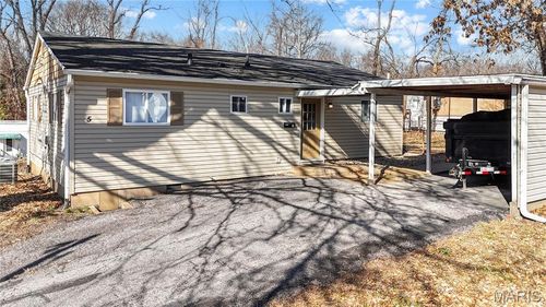 5 Shawn Dr, Swansea, IL, 62226-4543 | Card Image