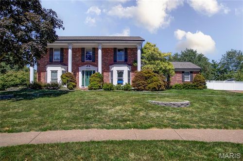 5868 Hightower Dr, Saint Louis, MO, 63128-3362 | Card Image