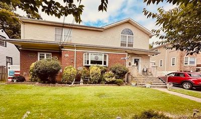 839 Roosevelt Ave, Home with 0 bedrooms, 4 bathrooms and null parking in Secaucus NJ | Image 1