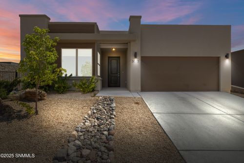 3072 Don Buck Dr, Las Cruces, NM, 88011-8172 | Card Image
