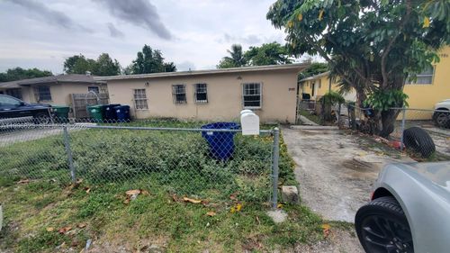 1-2980 Nw 91st St, Miami, FL, 33147-3458 | Card Image